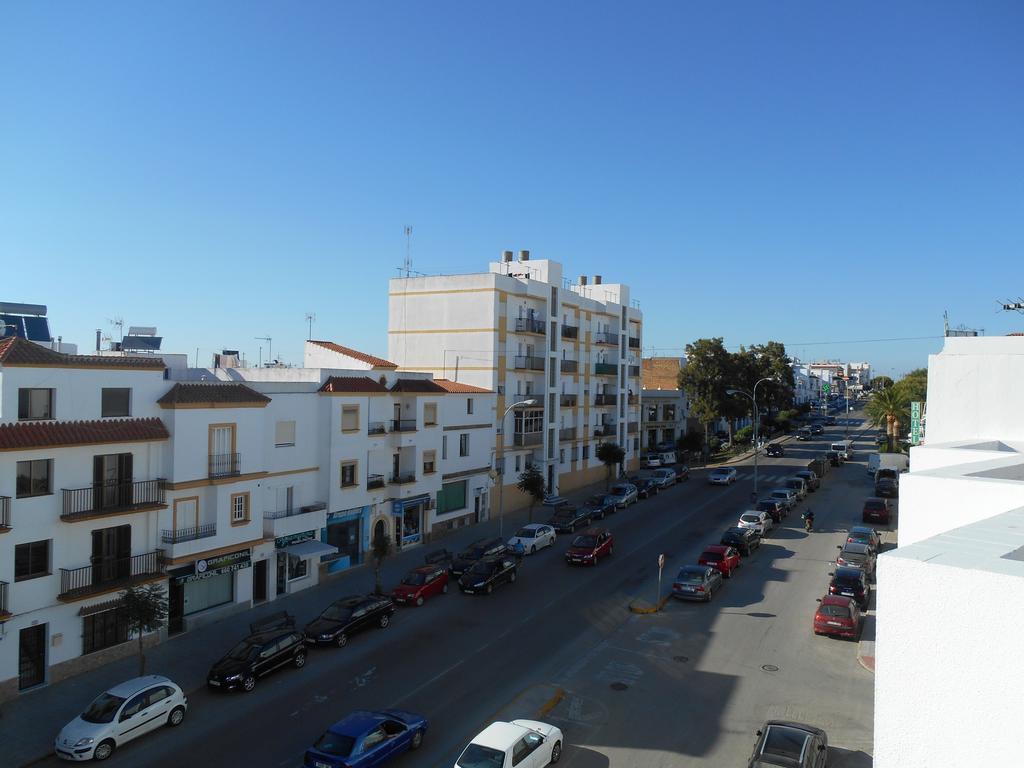 Hostal Paco Pepe Conil De La Frontera Exterior foto